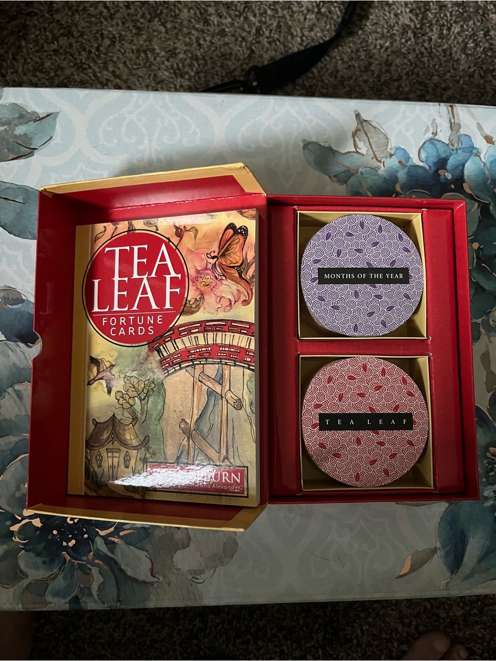 New Tea Leaf Fortune Cards & Tea leaf book Tarot